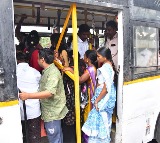 Stree Shakti Bus Conductors Get Power Banks for ePOS Machines