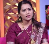 Divvela Madhuri Counter to Naga Babu and Anasuya on Womens Dressing