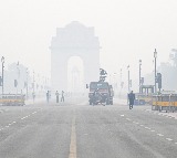 Smog blankets Delhi as city records AQI of 391