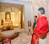 Andhra CM Chandrababu Naidu offers prayers at Ayodhya temple