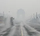 Delhi chokes under 'severe' air quality, thick layer of smog engulfs city