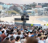 Record number of police to patrol Sydney's New Year celebrations following Bondi shooting