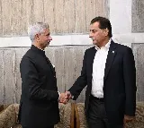 S Jaishankar and Pakistan Speaker Handshake in Dhaka