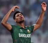 Spiritual Guru Devkinandan Thakur slams KKR, Shah Rukh Khan over Bangladeshi player; leaders react