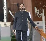 Suresh Kalmadi, former Union Minister and Congress leader, passes away at 81