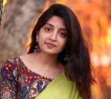 Poonam Kaur blames Posani Krishnamurali for ruining her life