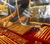 Bihar Gold Shops Ban Sales to Masked Customers