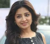 Poonam Kaur alleges director beat wife into coma for actress