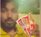 Delivery Agent Prevents Suicide Attempt Praised Online