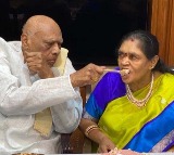 Konijeti Rosaiahs Wife Sivalakshmi Passes Away