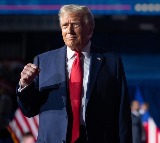 Trump pushes case for US control of Greenland