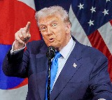 Trump presses claim on Greenland as White House talks open