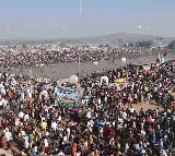 Medaram Maha Jatara Begins With Vanadevathala Gudi Melige Panduga
