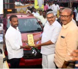 Uday Bhaskar Wins Renault Car in Cockfight League