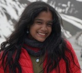 మనస్విని బాలబొమ్మల’ “కొక్కోరోకో”తో సినీ రంగ ప్రవేశం