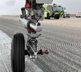 United Airlines Flight Loses Tire During Landing in Orlando