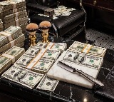 Super Rich Demand Higher Taxes on Themselves