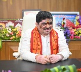 Ponnam Prabhakar Says Kavitha Herself Admitted to BRS Corruption