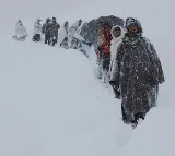 12 Stranded In Jammu Kashmir Snowfall Rescued By Cops In Daring 3 Hour Mission