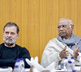 Kharge, Rahul meet Bihar Congress leaders amid split buzz