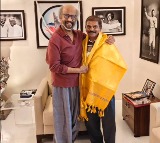 Rajinikanth gifts gold chain to Madurai fan who sells parottas at Rs 5 a piece