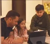 Salman Khan urges all ‘chota chota nanna muna desh bhakts’ to love their Maatrubhumi on Republic Day
