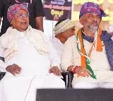 Siddaramaiah Angered by DK Shivakumar Slogans