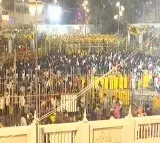 Sarakka Arrival at Medaram Gaddelu for Sammakka Sarakka Jatara