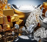 Silver Price Plunge Investors Lose Lakh Per Kilo in Single Day