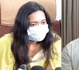 Arava Sridhar Case Woman Employee Releases New Video Dont Politicize Issue