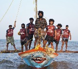 Soori drops BTS video showing him working out at sea for 'Mandaadi'