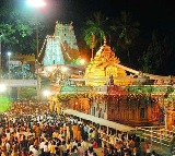 Srisailam Temple Tension Shiva Swamis Protest for Sparsha Darshan