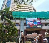 Sensex, Nifty end lower as IT stocks drag market