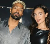 Hardik Pandya Spotted with Girlfriend in Colombo Before Pakistan Match