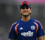 T20 WC: Unchanged Pakistan elect to bowl, Abhishek, Kuldeep return for India