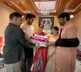 Allu Sirish Gives First Wedding Invitation to Chiranjeevi