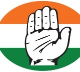 Battle for Karimnagar Corporation: Five corporators join Congress