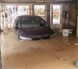Manikonda Hyderabad Pipe Burst Causes Midnight Flooding