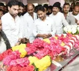 YS Jagan consoles Talashila Raghuram