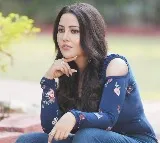 Amruta Fadnavis reveals if acting is on her cards, calls music her passion