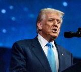 Trump accuses Obama of leaking classified information over alien