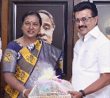 Premalatha Vijayakanth DMDK joins Stalin alliance in Tamil Nadu