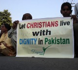 Pakistan: Father coerced into Islam over debt, children struggle to reclaim Christian identity