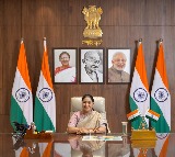 Delhi CM announces Rs 25,000 reward for persons saving road accident victims