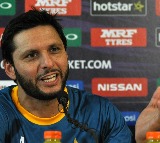 Shahid Afridi Criticizes Shadab Khans Performance and Captaincy Potential