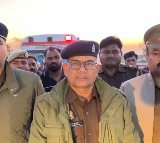 Six killed after van collides with bus on Yamuna Expressway in UP's Hathras