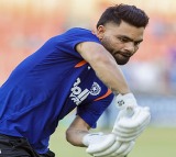 'The whole team is standing next to you': Gambhir backs Rinku after father's demise