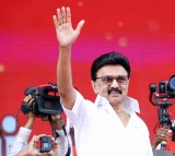 DMK-Cong seal TN poll pact: Congress gets 28 seats, one RS berth