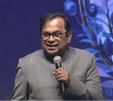 Brahmanandam gifts ring to Shivaji son