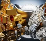 Gold Price Reduced Amidst Middle East Tensions